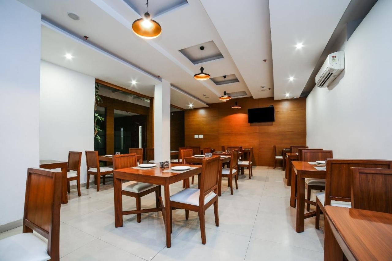 Collection O Motif South City 1 Near Appu Ghar Gurgaon Exterior foto